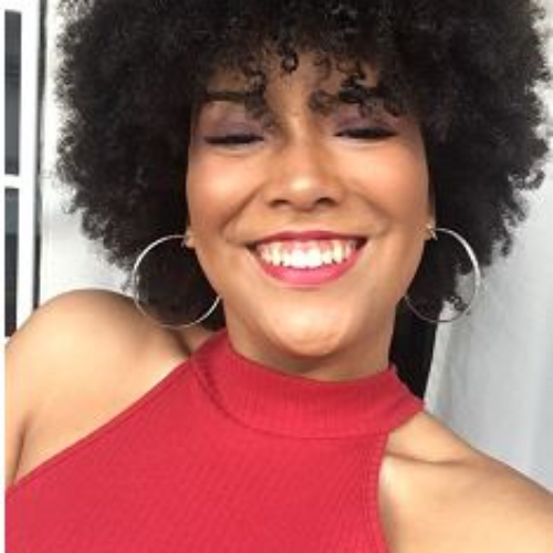 Geovana Pacheco Geovana Pacheco